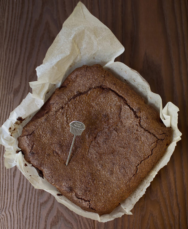 Flourless chocolate-hazelnut cake