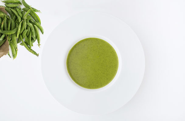 Fresh minty pea soup