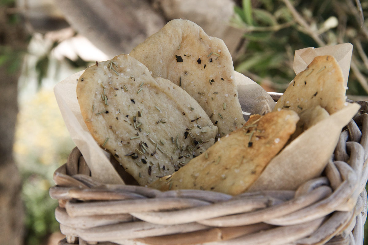 Sandra Choremi_Olive oil and herb crackers 